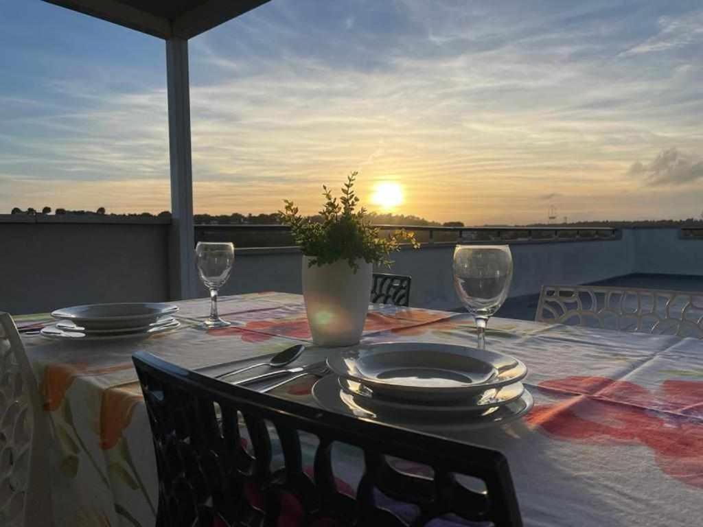Aimar Atico Duplex Playa La Pineda Port Aventuraアパートメント エクステリア 写真
